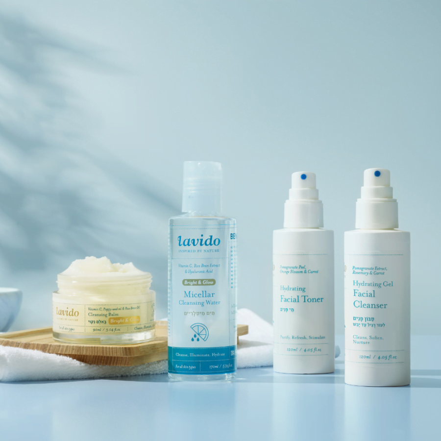 מים מיסלריים שגרת ניקוי